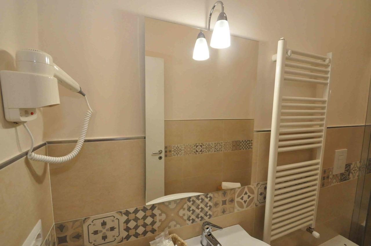 Residenza Eleonora Bed & Breakfast Salerno Ngoại thất bức ảnh