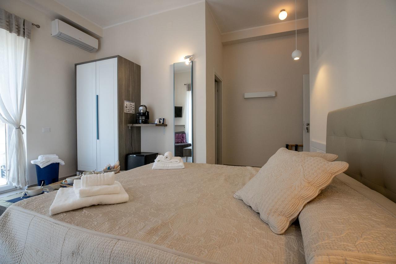Residenza Eleonora Bed & Breakfast Salerno Ngoại thất bức ảnh